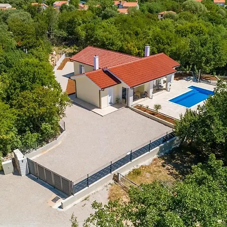 Villa Una Muraj